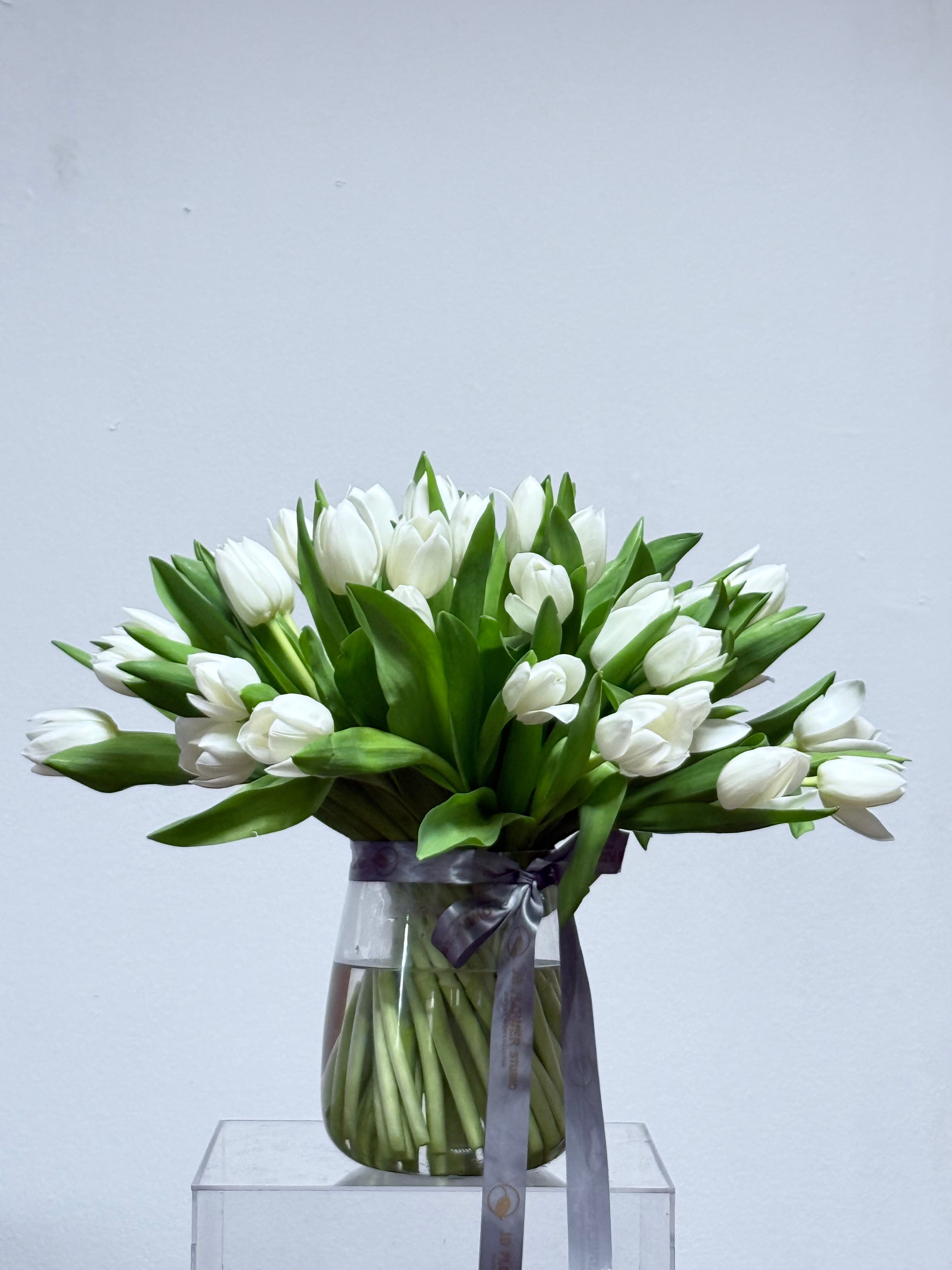 Pure Elegance in glass vase